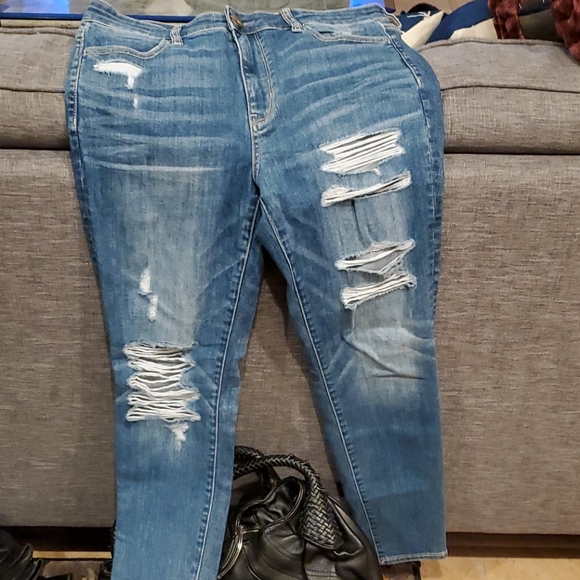 American eagle jeans - Picture 3 of 3